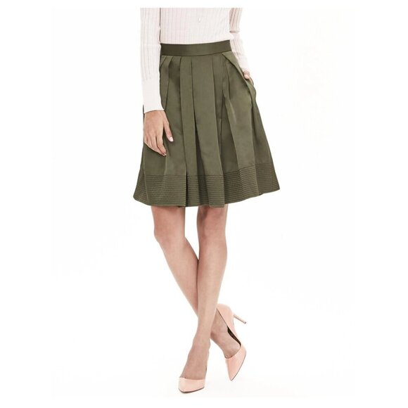 Banana Republic Taffeta Fit and Flare Skirt - Picture 1 of 11